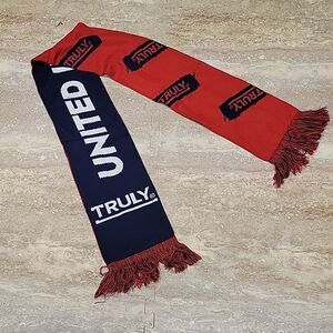 TRULY "UNITED IN FLAVOR" SCARVE UNISEX 8X60